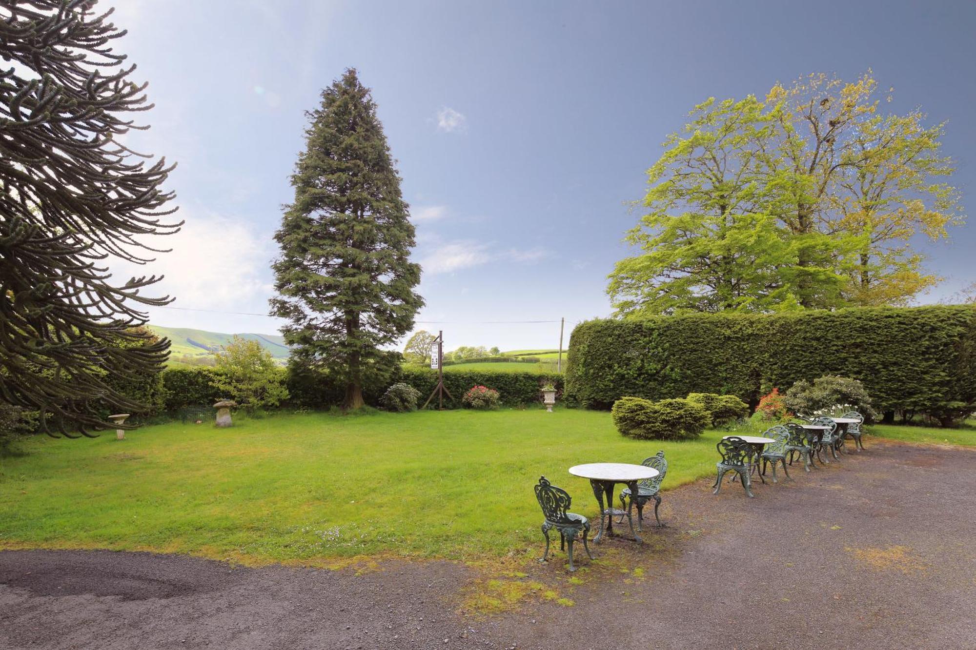 The Old Vicarage Dolfor Hotel Newtown  Kamer foto