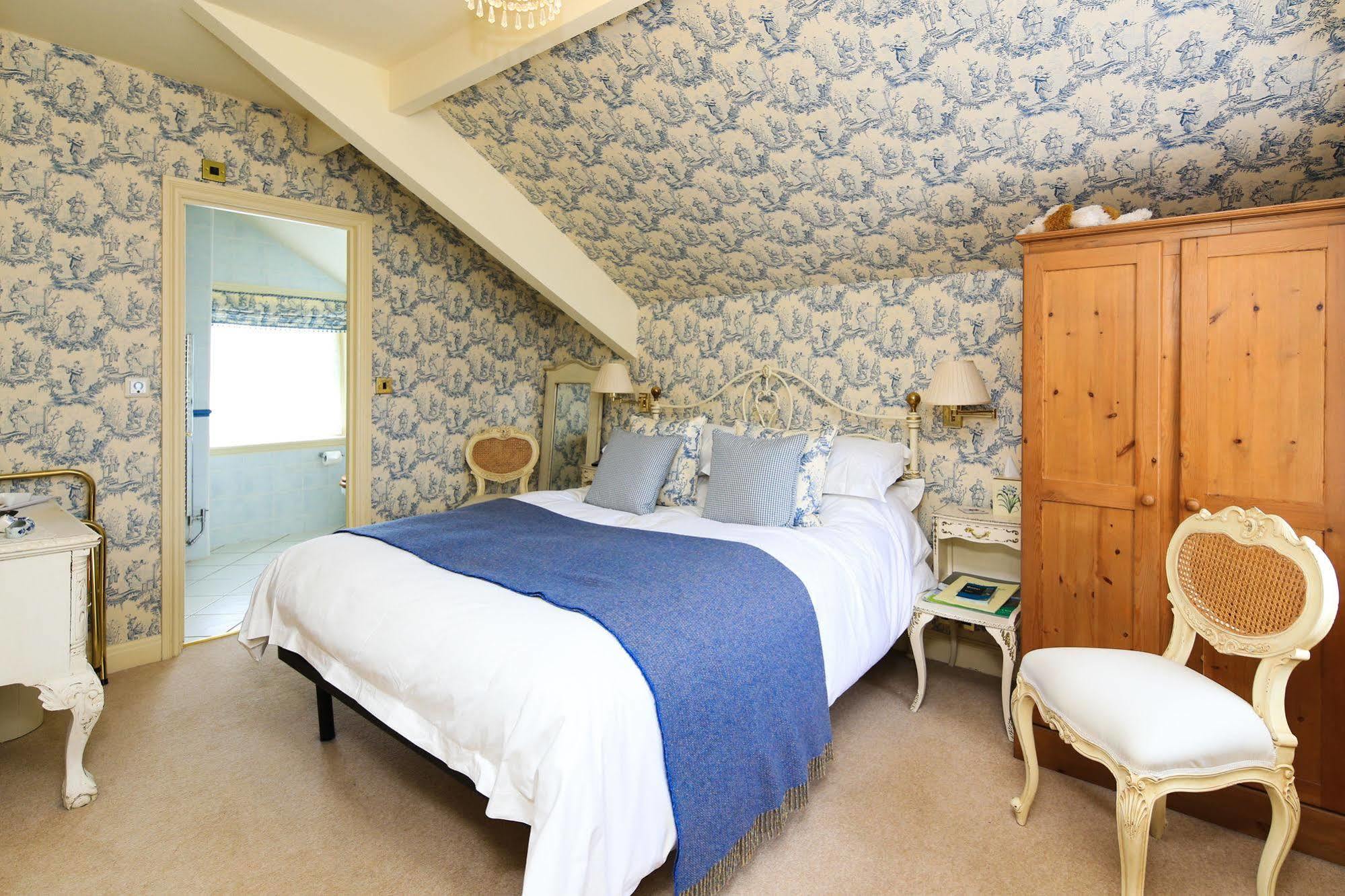 The Old Vicarage Dolfor Hotel Newtown  Buitenkant foto